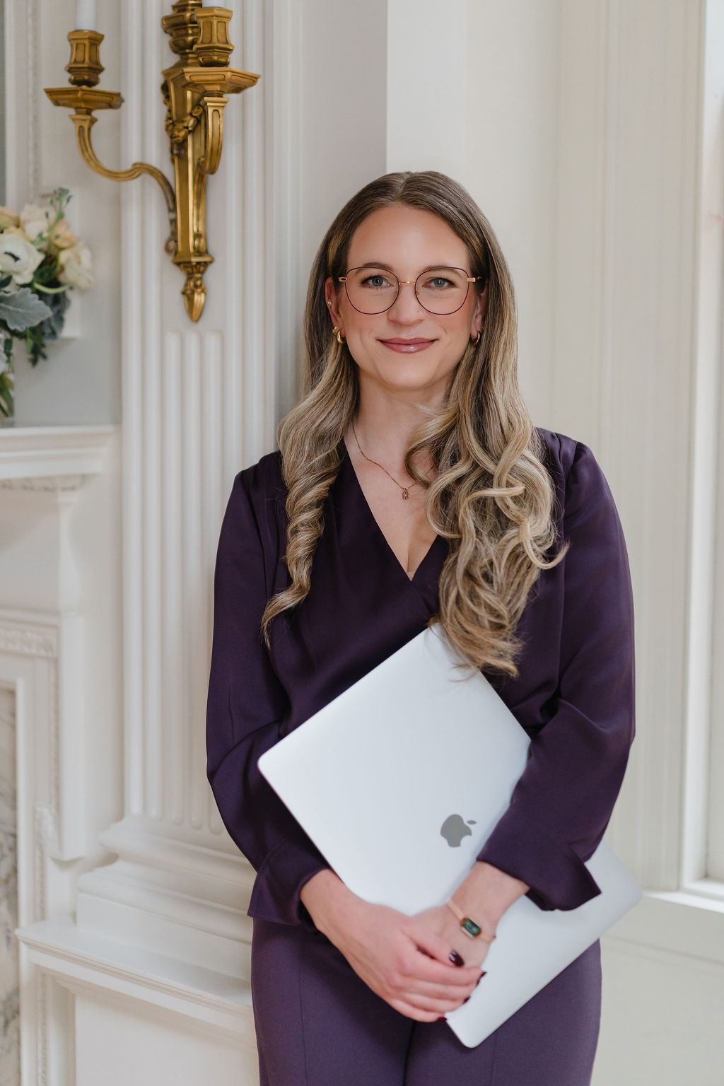 Laura Schoenfeld with laptop